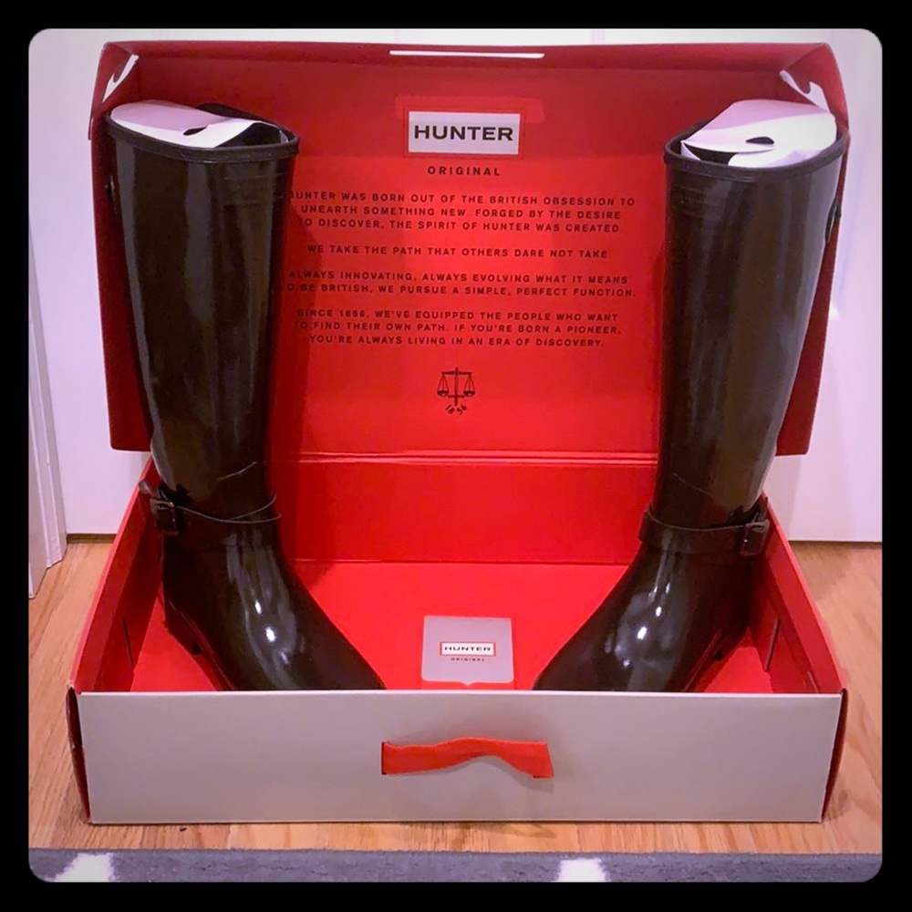 New!! Hunter Refined Ankle Strap Gloss Rain Boots